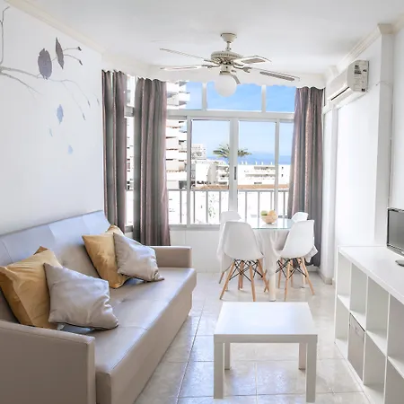 Palm Beach Club Apartamentos Otel *