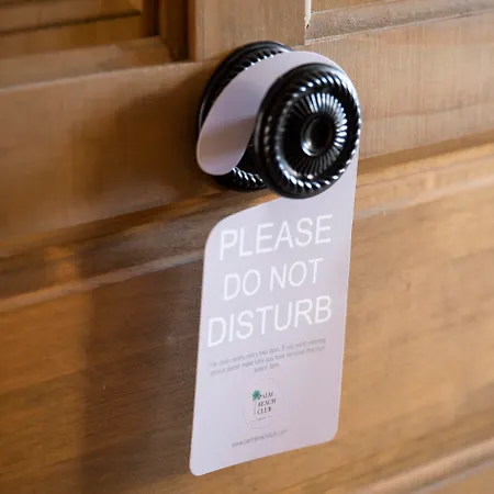 Hotel Palm Club *