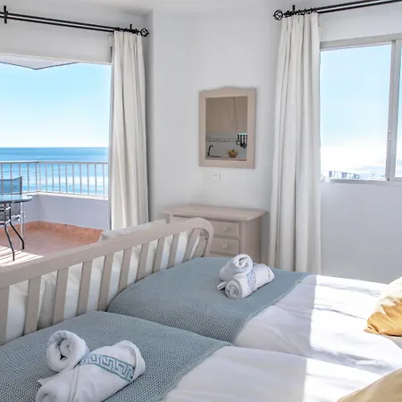 Palm Beach Club Apartamentos Otel *