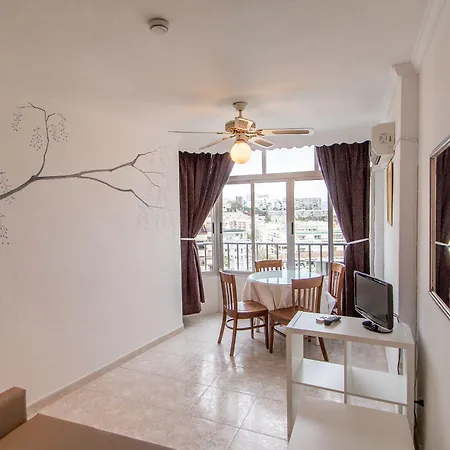 Palm Beach Club Apartamentos Otel