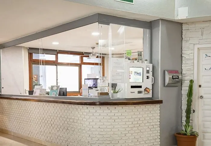 Palm Beach Club Apartamentos Hotel