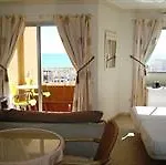 Palm Club * توريمولينوس