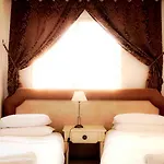 Palm Club *
